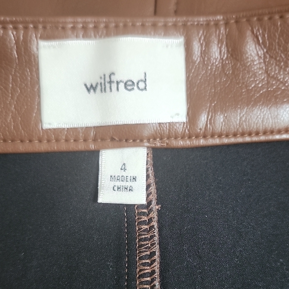 ARITZIA WILFRED Rekindle brown buttery soft faux leather mini skirt - Picture 7 of 11